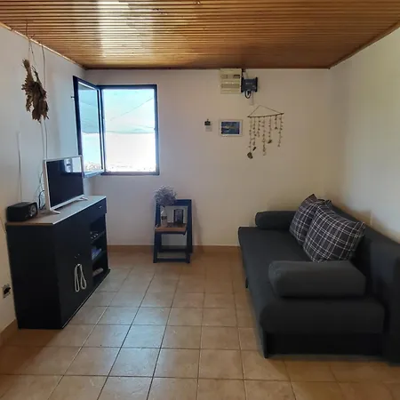 Robinzonski Turizam Gangaro Prázdninový dům *