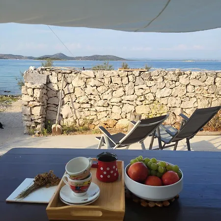 Ferienhaus Robinsonski Turizam Gangaro Island Gangaro