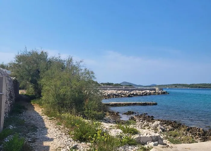 度假居 Robinzonski Turizam Gangaro